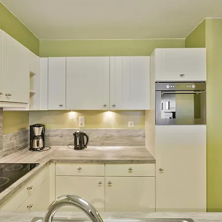 Flat In Near Belgium Pier Apartman